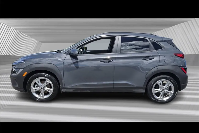 2023 Hyundai Kona SEL photo 1