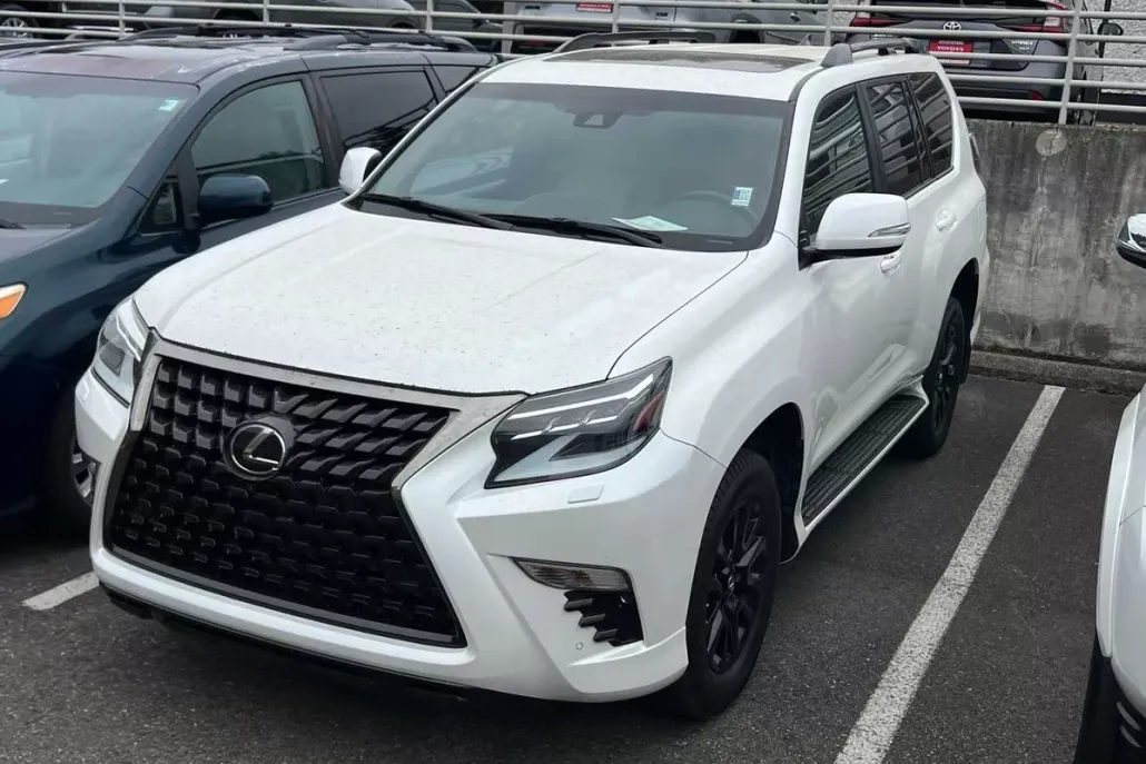 2023 Lexus GX 460 photo 1