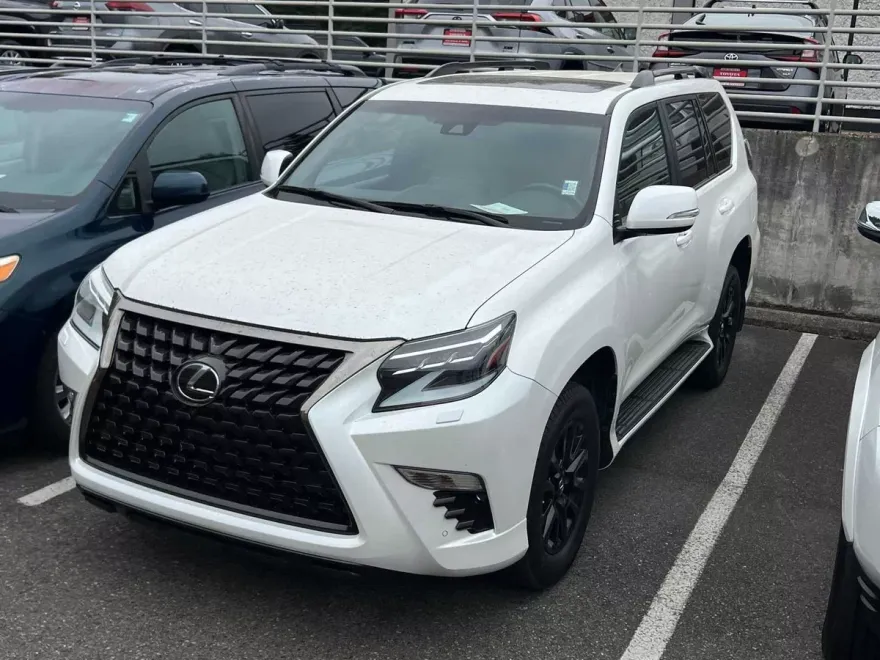 2023 Lexus GX 460 photo 1