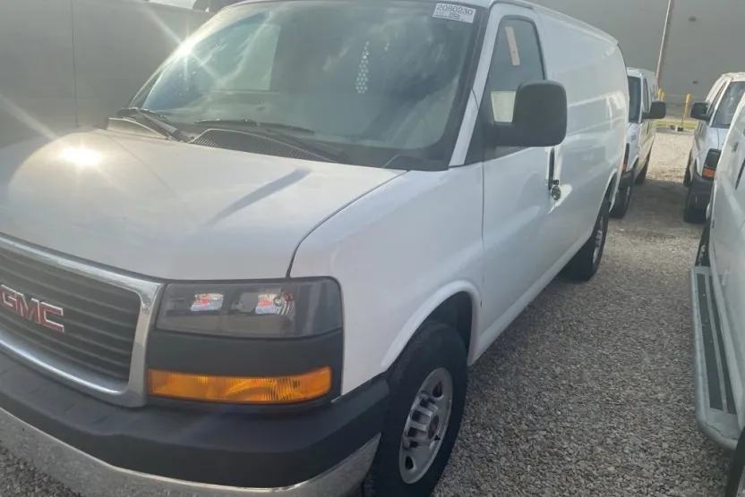 2023 Gmc Savana Cargo 2500 photo 1
