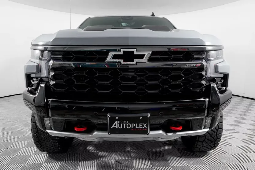 2025 Chevrolet Silverado 1500 ZR2 photo 1