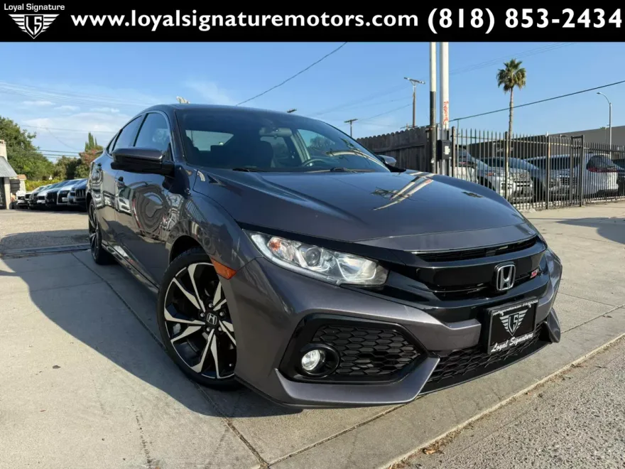 2017 Honda Civic Si photo 1