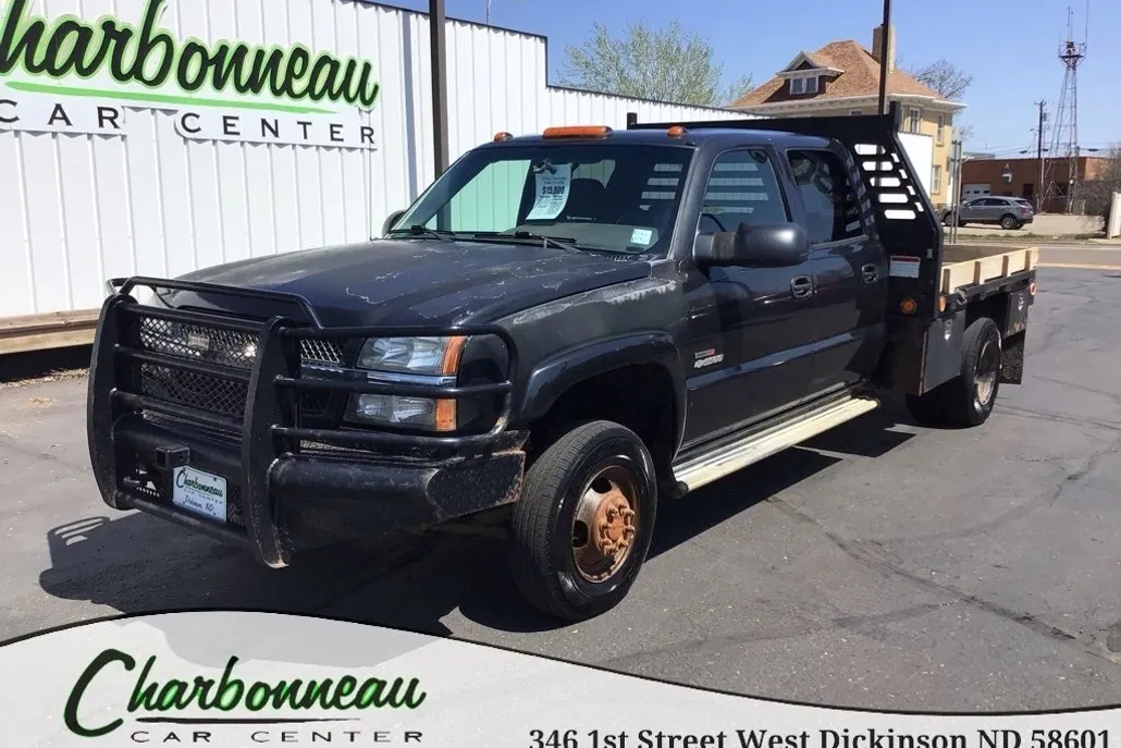 2004 Chevrolet Silverado 3500HD LS photo 1