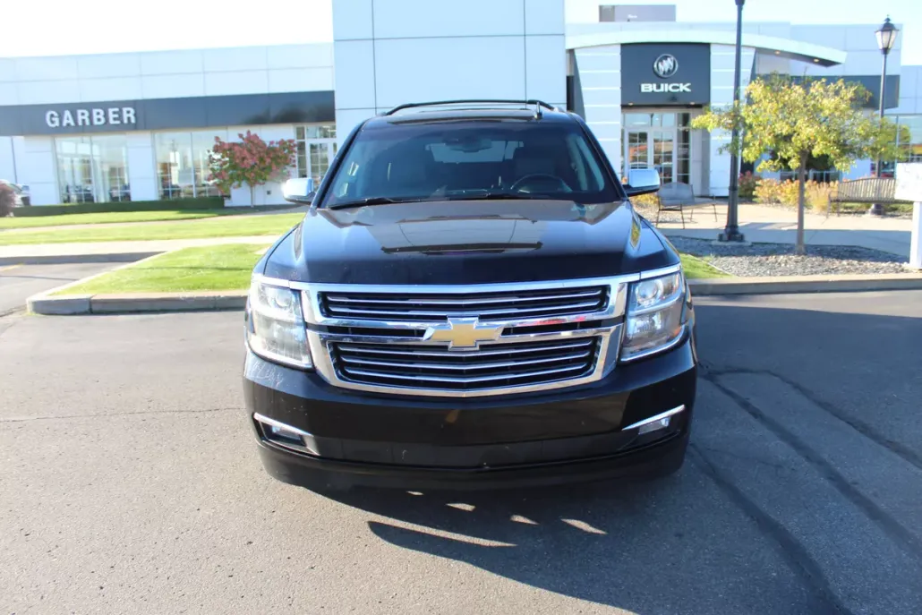 2018 Chevrolet Suburban Premier photo 1
