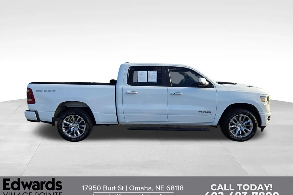 2023 Ram 1500 Laramie photo 1