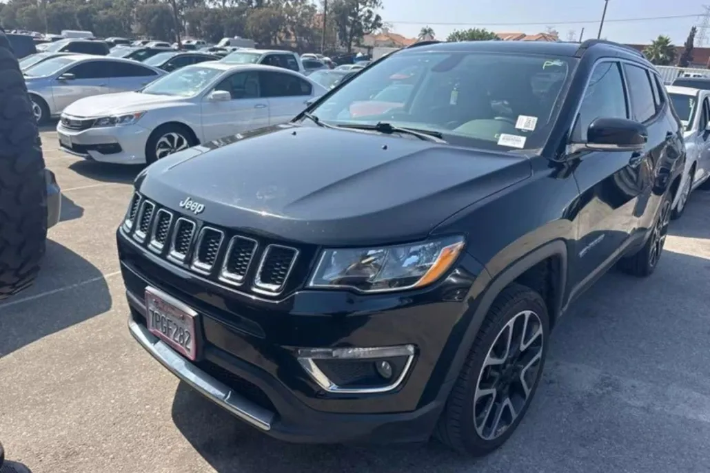 2018 Jeep Compass Limited photo 1