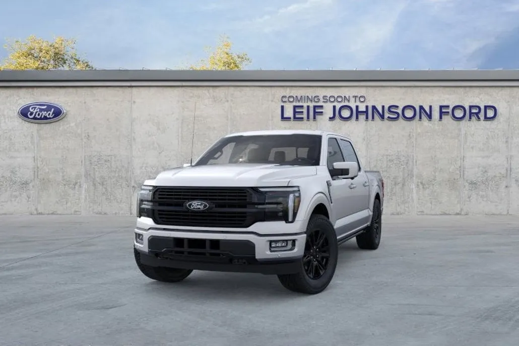 2025 Ford F-150 Platinum photo 1