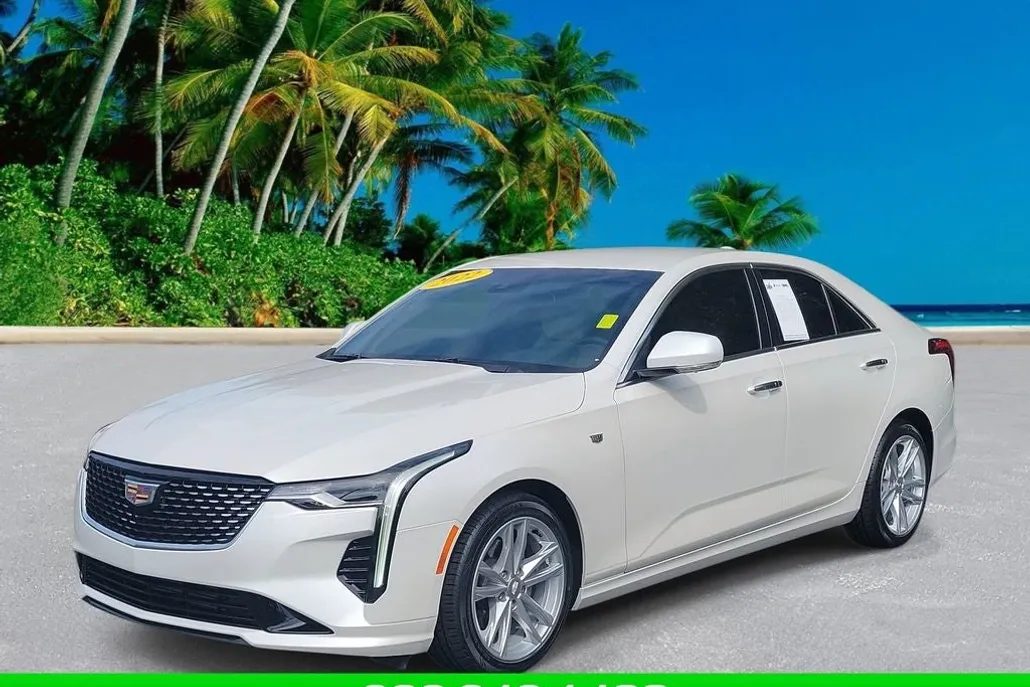 2022 Cadillac CT4 Luxury photo 1
