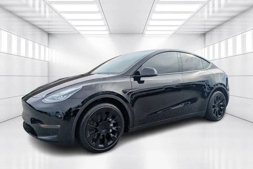 2021 Tesla Model Y Long Range photo 1