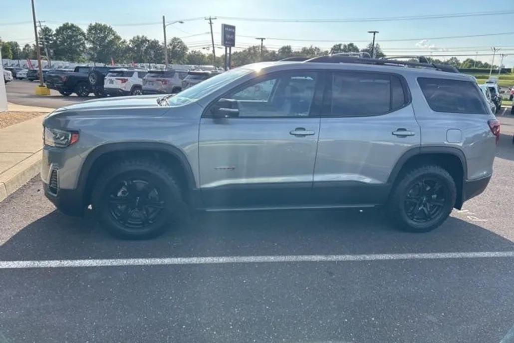 2023 Gmc Acadia AT4 photo 1