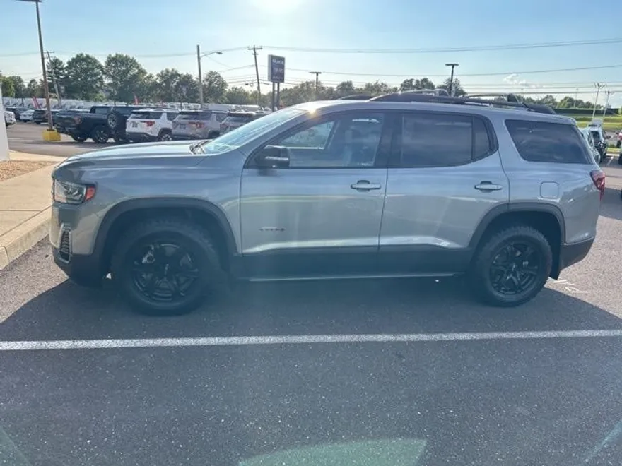 2023 Gmc Acadia AT4 photo 1