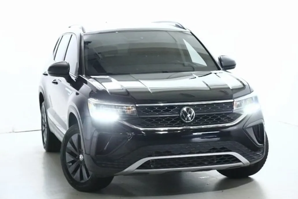 2023 Volkswagen Taos S photo 1