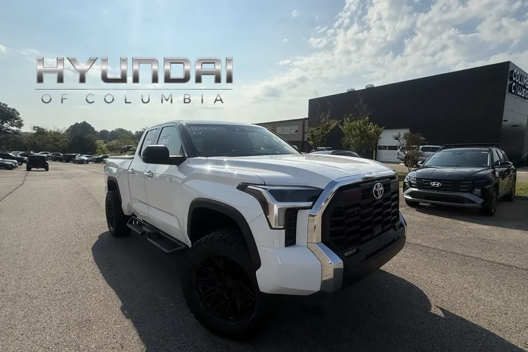2024 Toyota Tundra SR5 Double Cab photo 1
