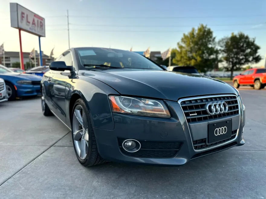 2010 Audi A5 Quattro Premium Plus photo 1