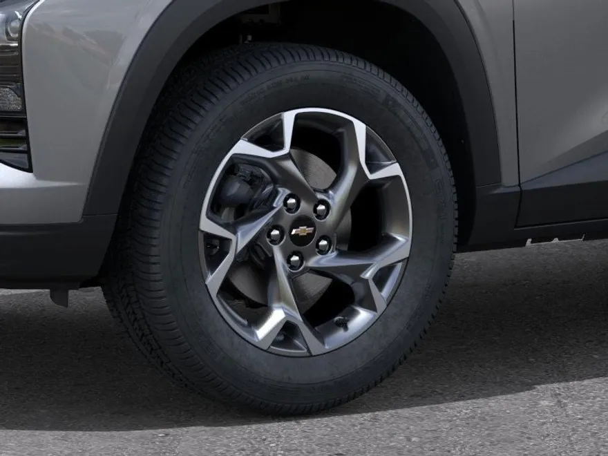 2025 Chevrolet Trax LT photo 1