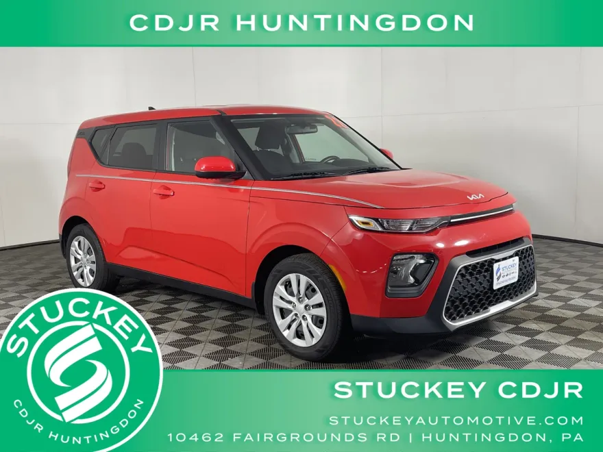 2022 Kia Soul LX photo 1