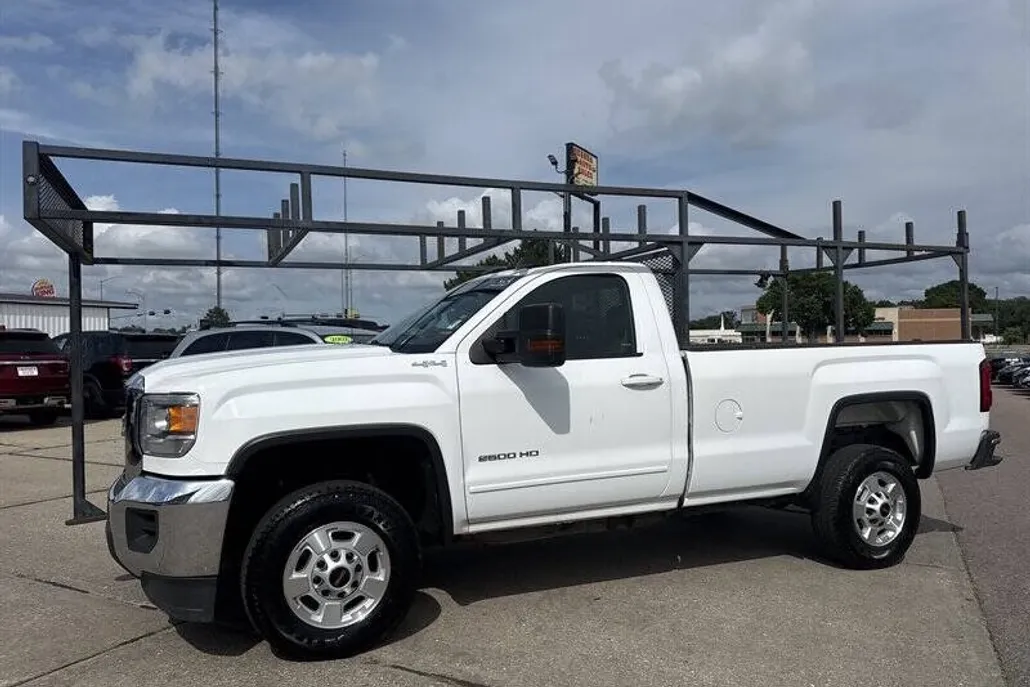 2015 Gmc Sierra SLE photo 1