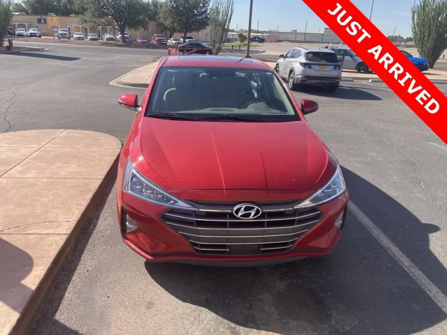 2020 Hyundai Elantra Limited photo 1