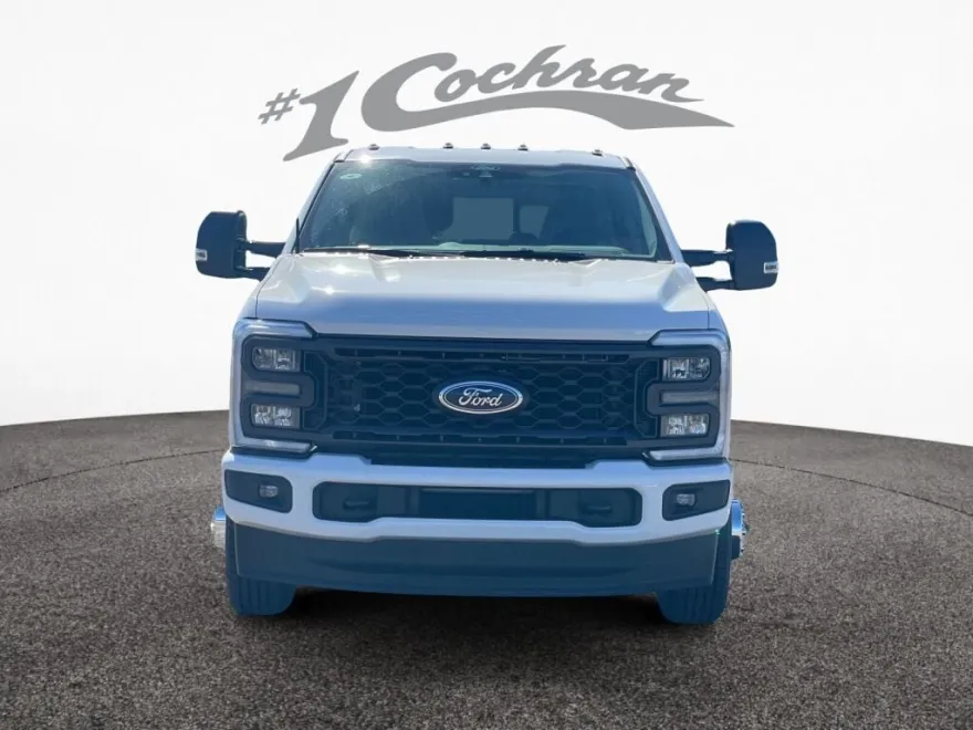 2026 Ford F-350 XL photo 2