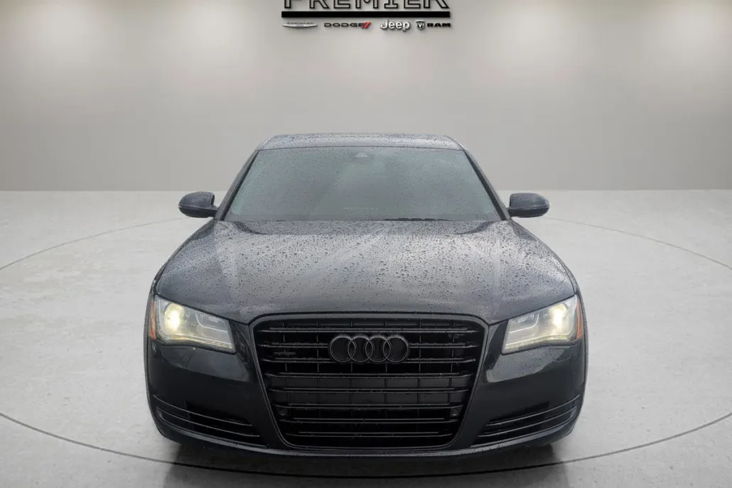2013 Audi A8 L photo 1