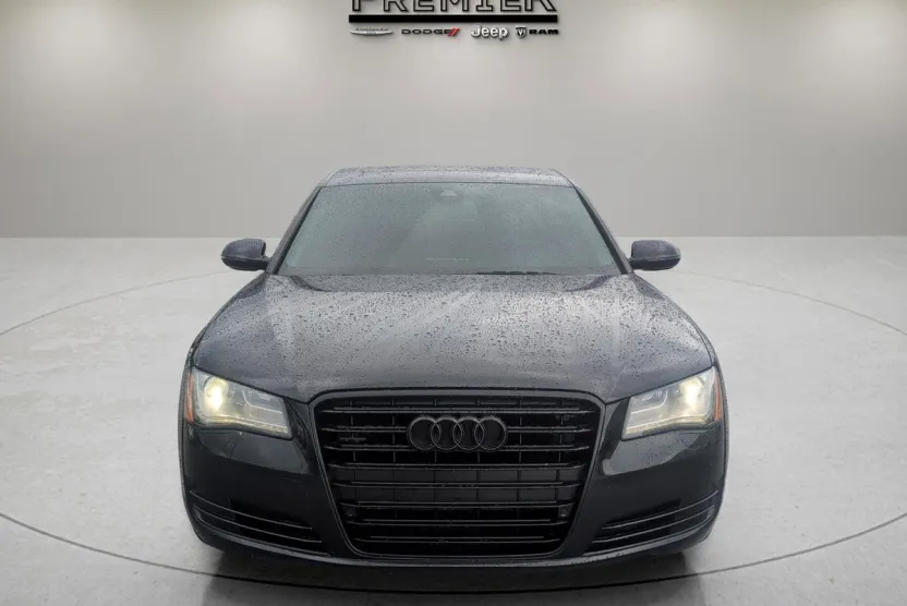 2013 Audi A8 L photo 1