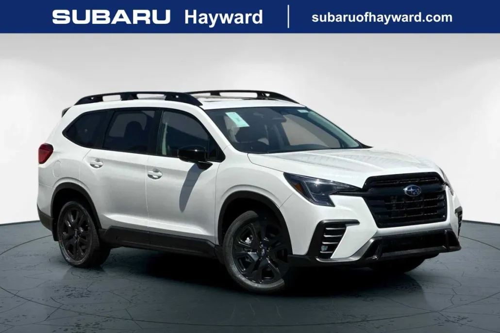 2025 Subaru Ascent Onyx Edition Touring photo 1