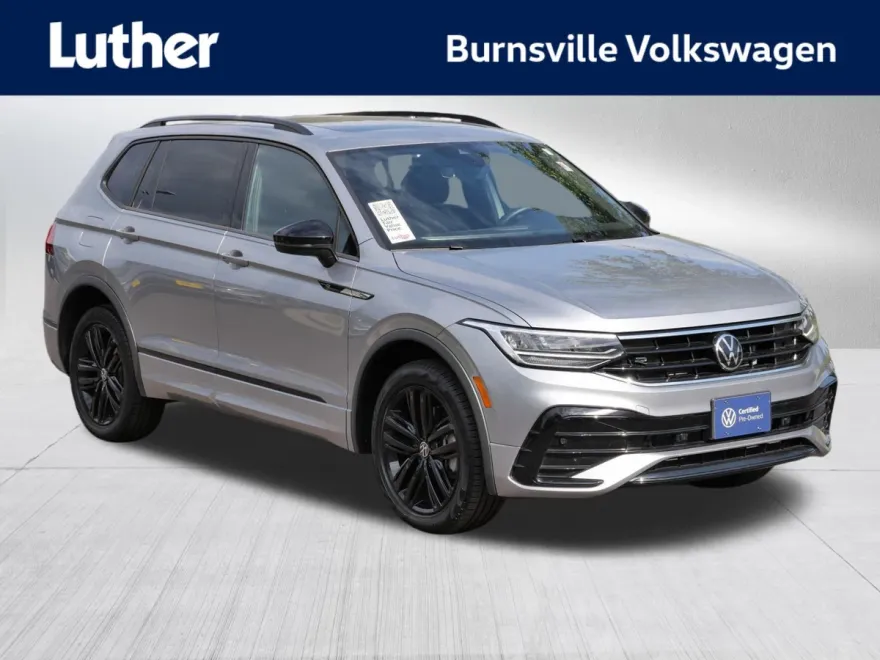 2022 Volkswagen Tiguan SE R-Line Black photo 1