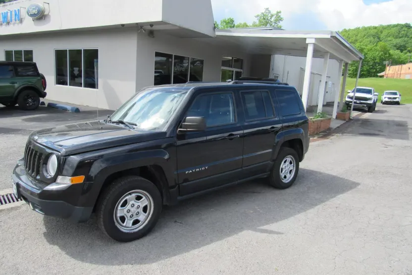 2015 Jeep Patriot Sport photo 1
