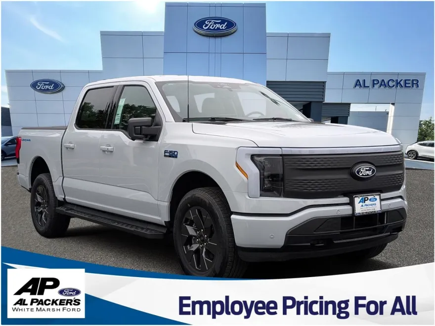 2025 Ford F-150 Lightning photo 1