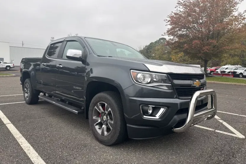 2017 Chevrolet Colorado Z71 photo 1