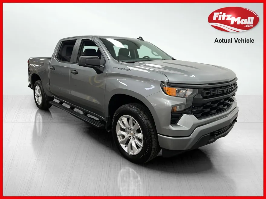 2024 Chevrolet Silverado 1500 Custom photo 1
