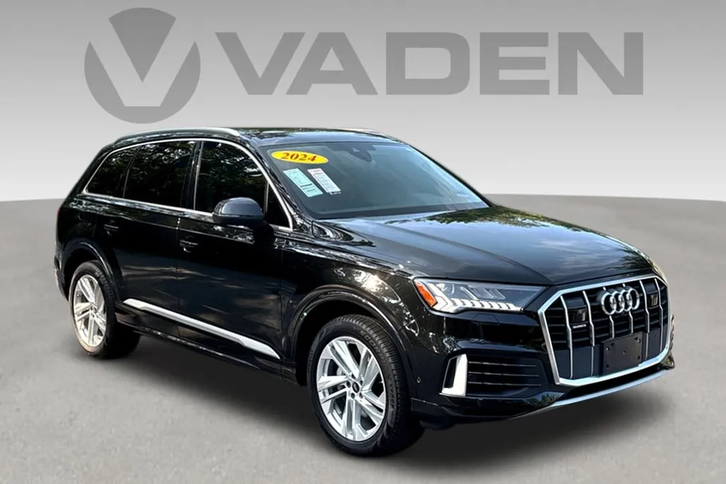 2024 Audi Q7 55 Premium Plus photo 1