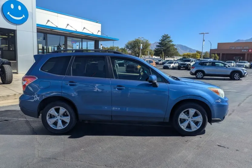 2015 Subaru Forester 2.5i Limited photo 1