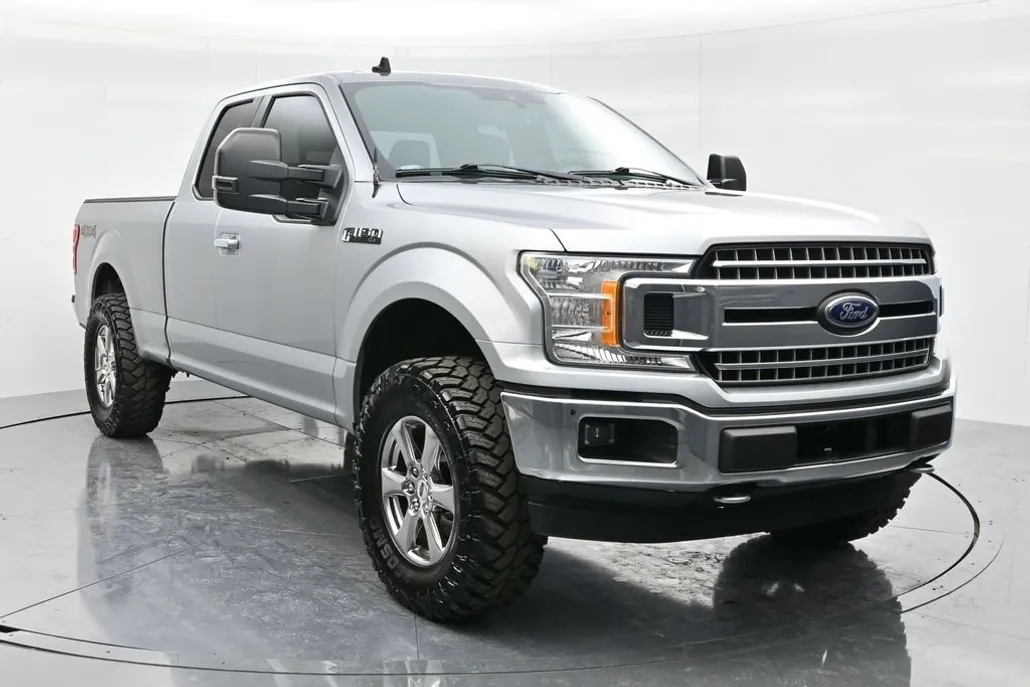2020 Ford F-150 XLT photo 1