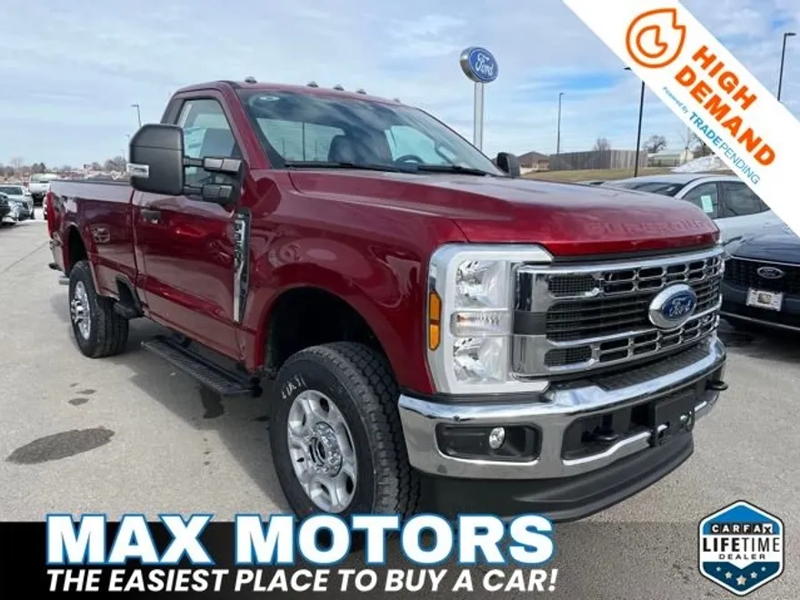 2025 Ford F-350 XLT photo 1