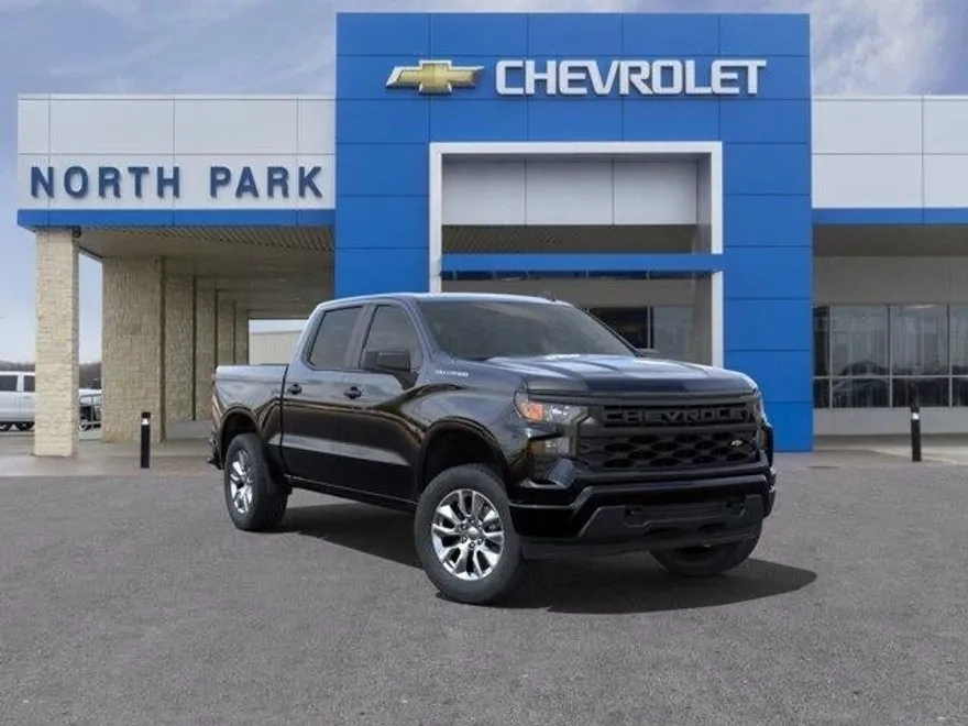 2024 Chevrolet Silverado 1500 Custom photo 1