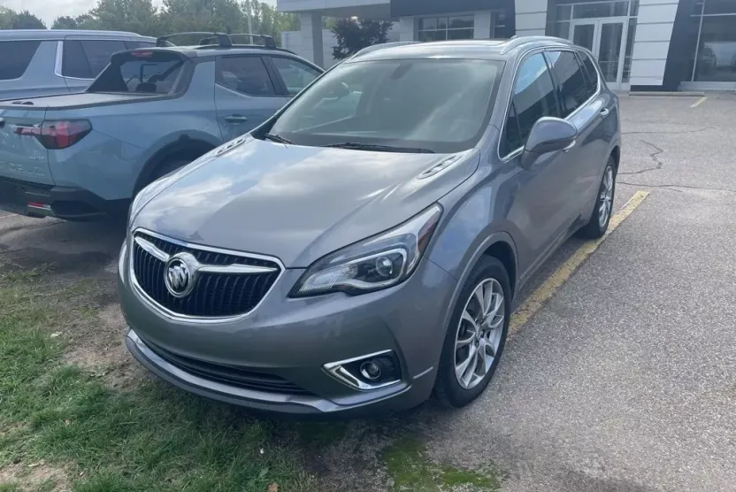 2020 Buick Envision Essence photo 1