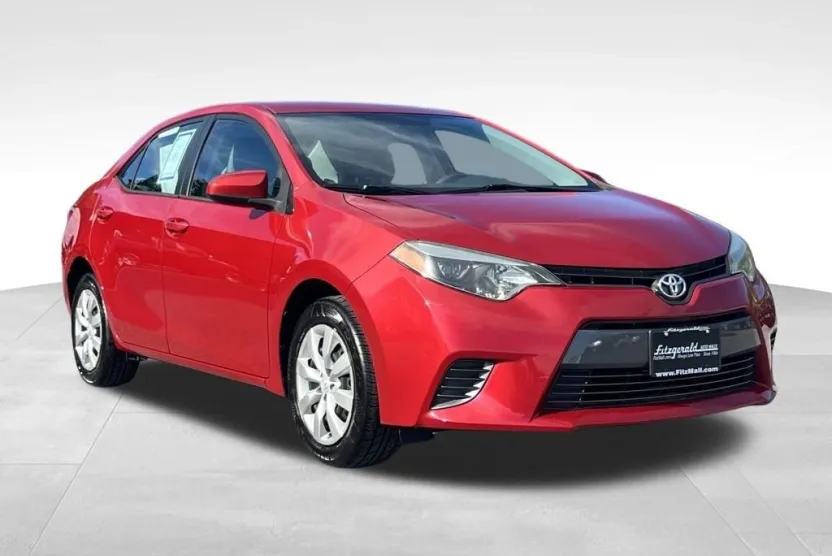 2016 Toyota Corolla L photo 1