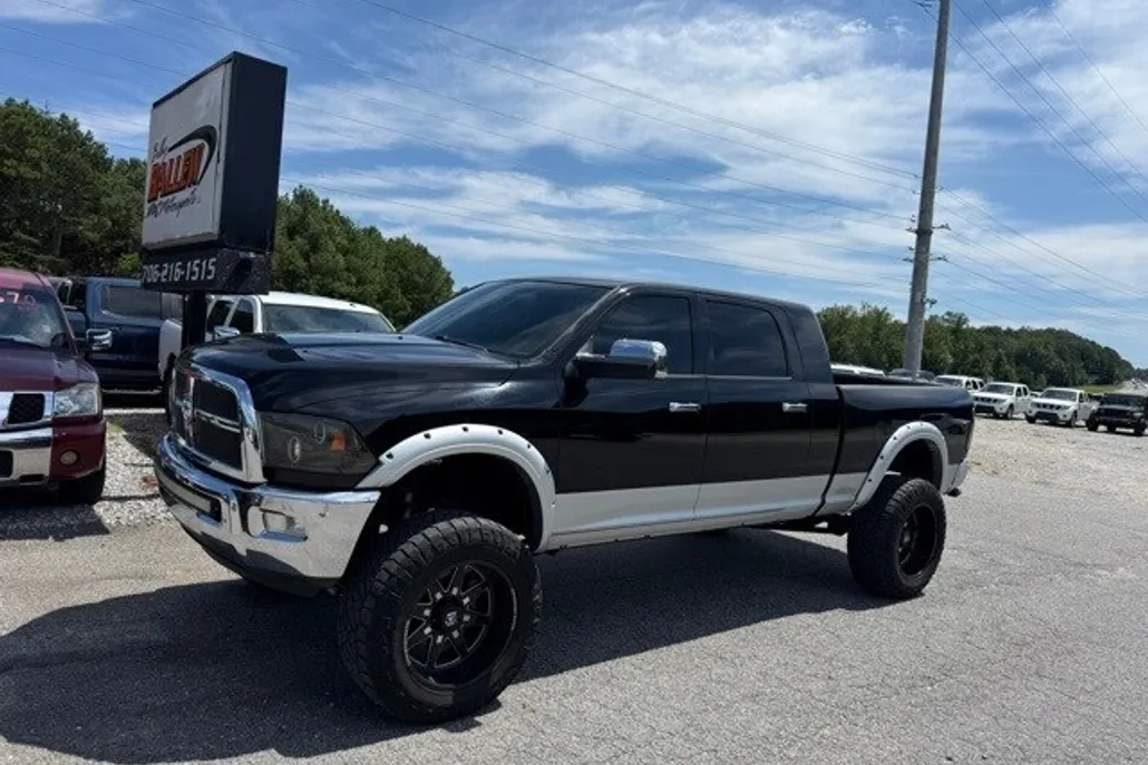 2012 Ram 2500 Laramie photo 1