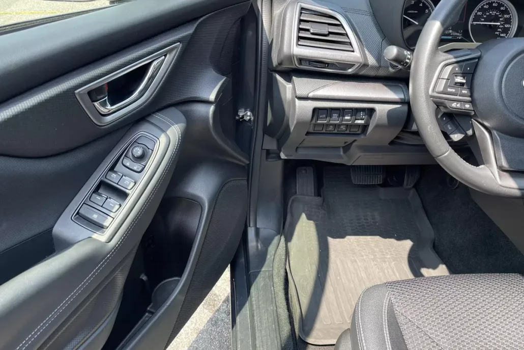 2021 Subaru Forester Premium photo 1