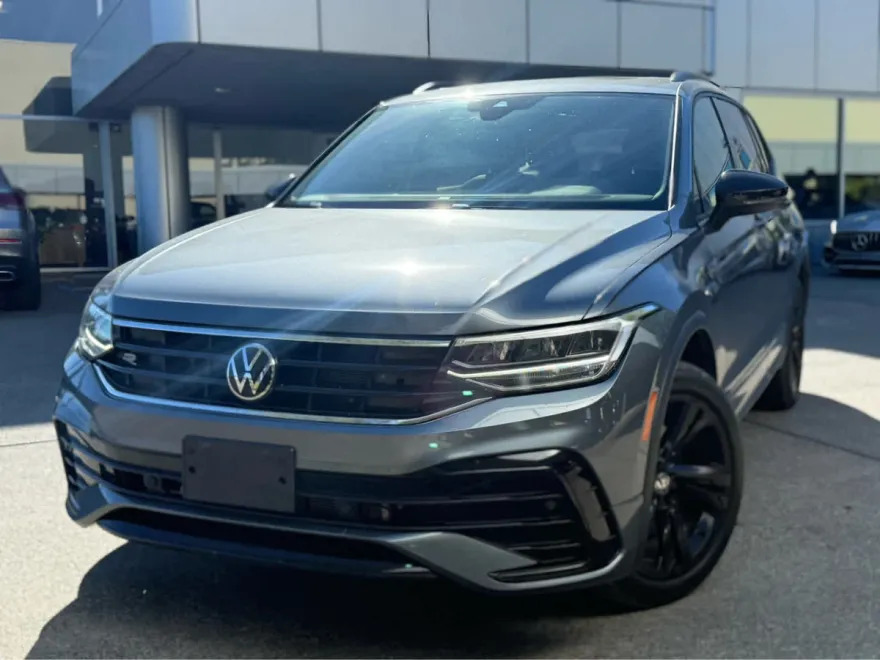 2023 Volkswagen Tiguan SE R-Line Black photo 1