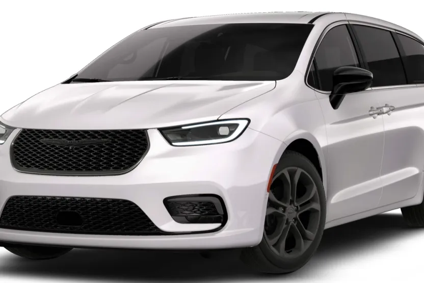 2026 Chrysler Pacifica Base photo 1