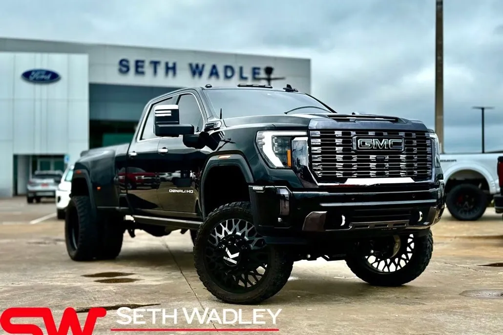 2024 Gmc Sierra HD Denali Ultimate photo 1