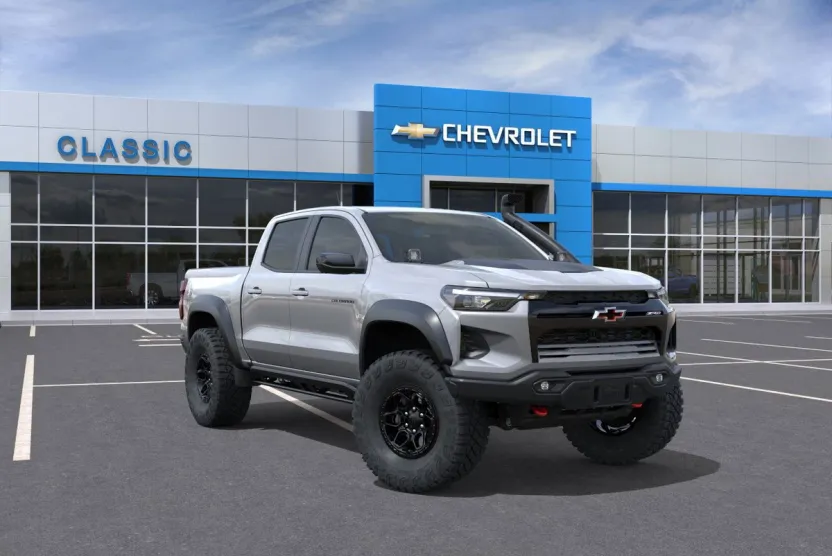 2025 Chevrolet Colorado ZR2 photo 1