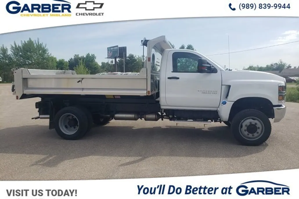 2024 Chevrolet Silverado 4500HD Work Truck photo 1