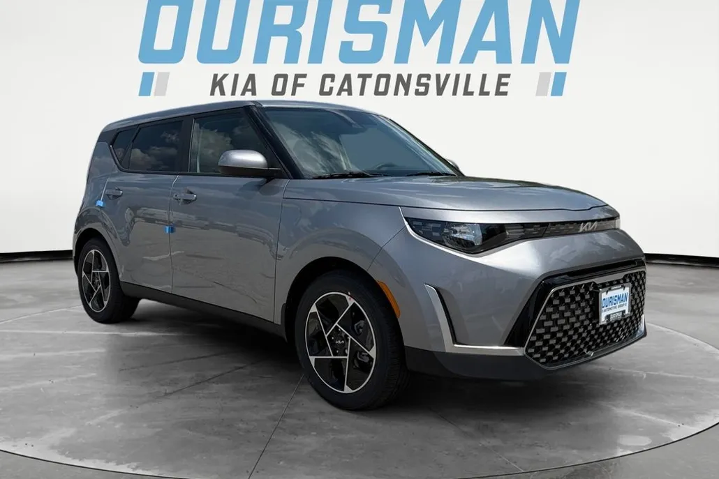 2025 Kia Soul EX photo 1