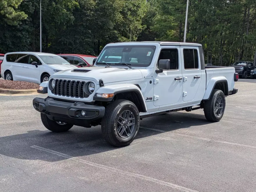 2025 Jeep Gladiator Sport S photo 1