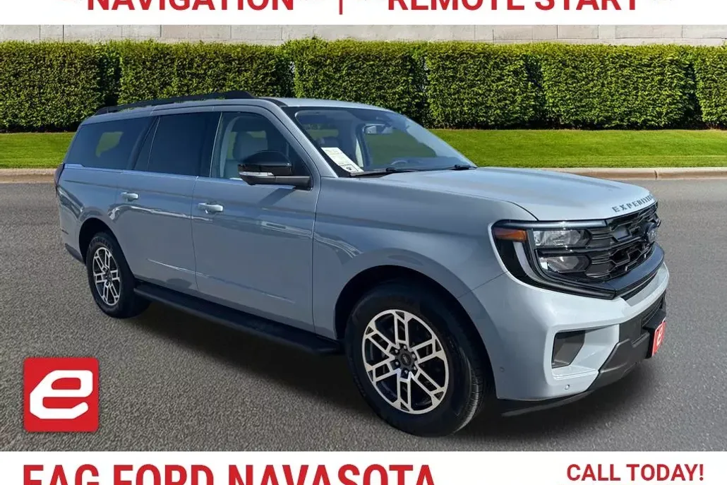 2025 Ford Expedition MAX photo 1