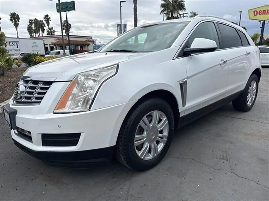 2015 Cadillac SRX Luxury photo 1