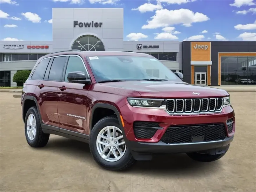 2025 Jeep Grand Cherokee Laredo X photo 1